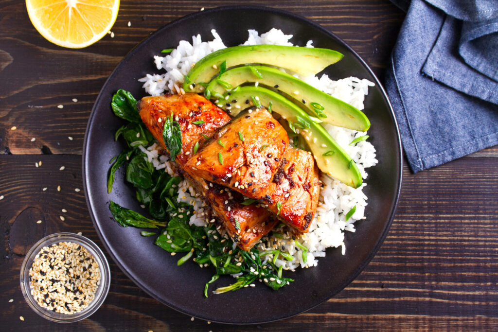 salmon-teriyaki-rice-bowl-with-spinach-and-avocado